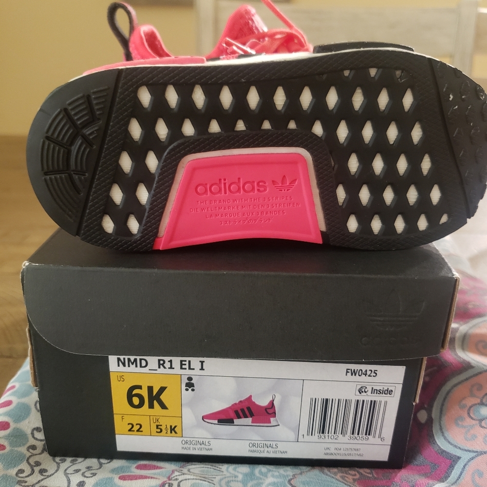 ADIDAS - Picture 3 of 10